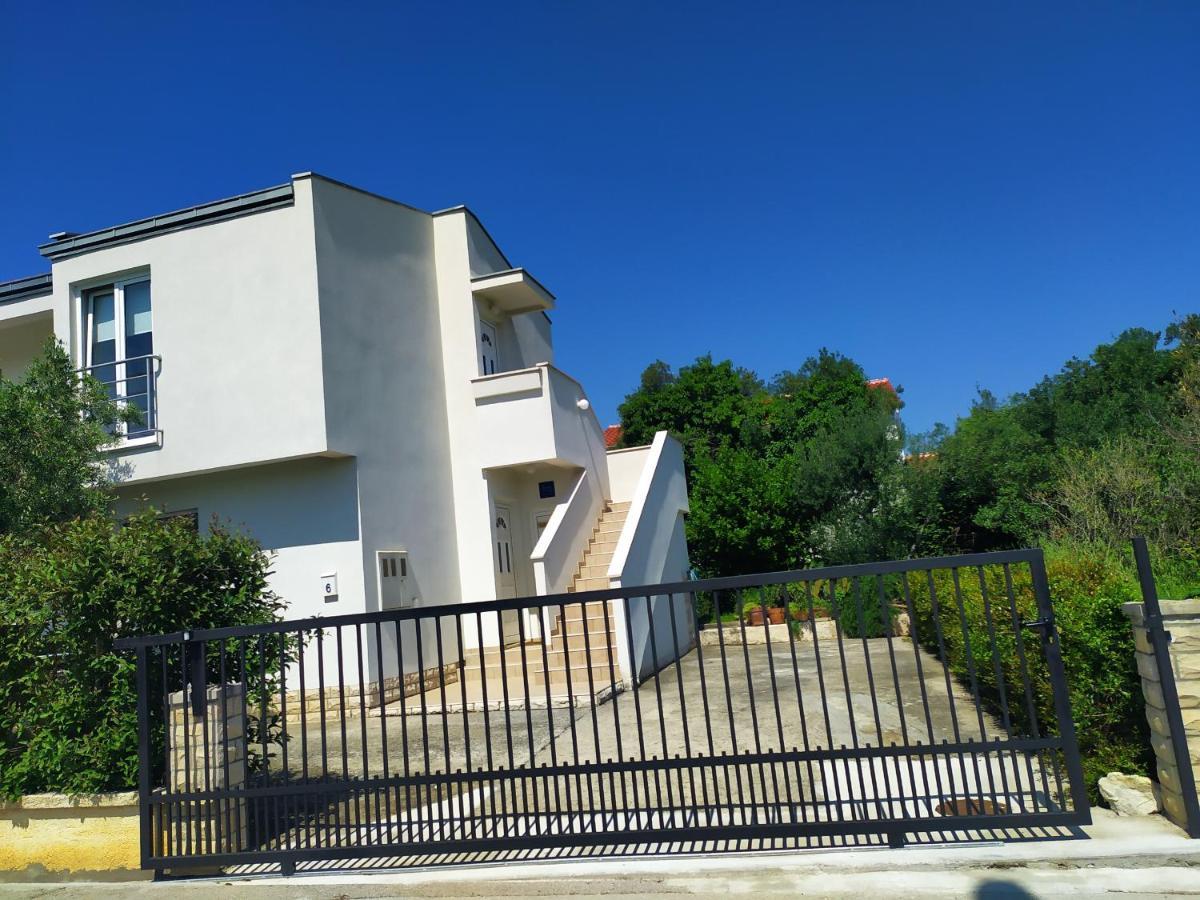 Dadic Apartments Bibinje Exteriör bild